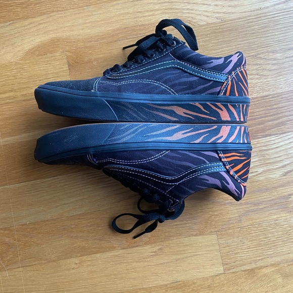 Vans X Project Cat Sneaker Collection - New in Box - Picture 10 of 14